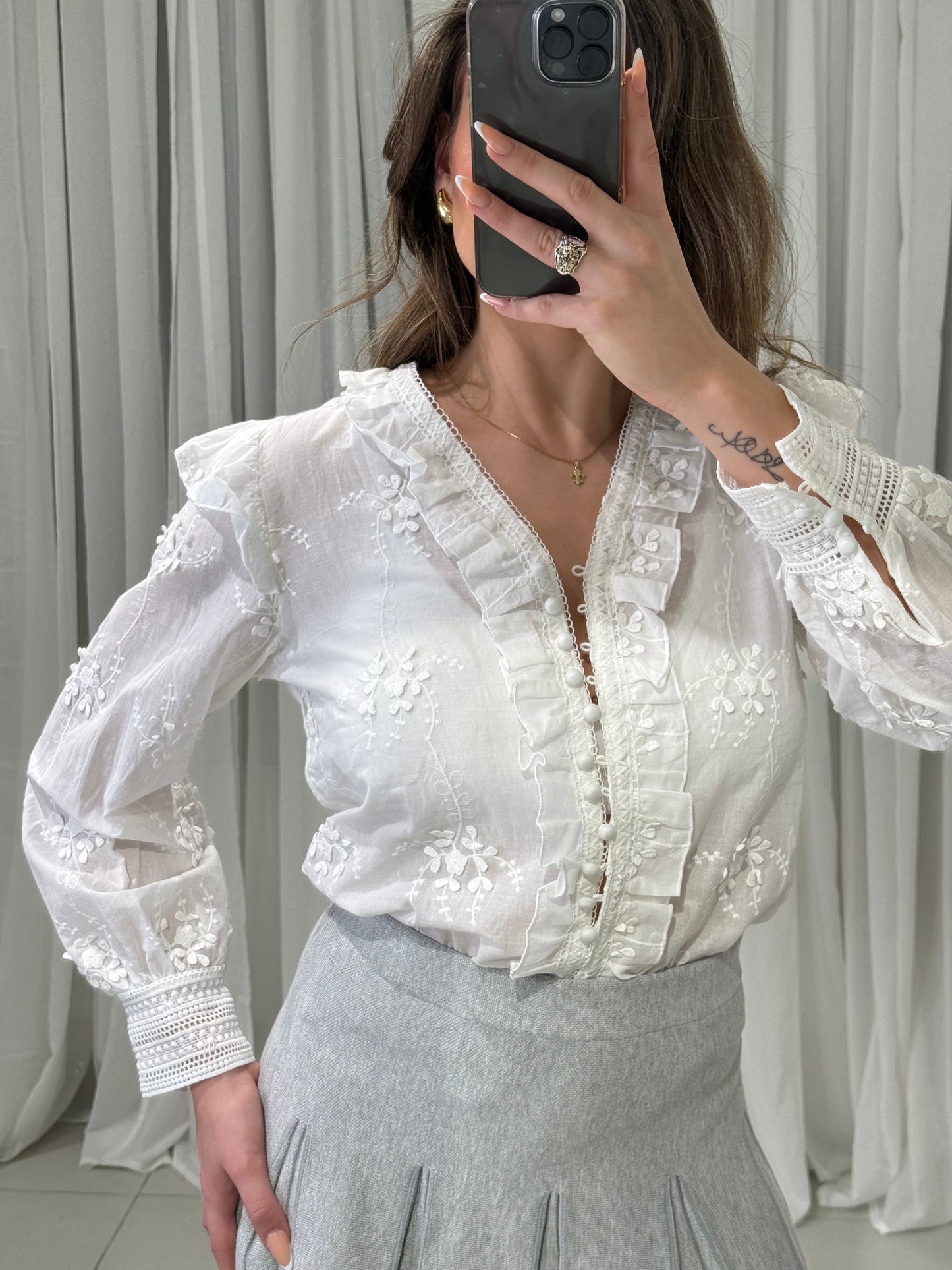 Robyn Blouse