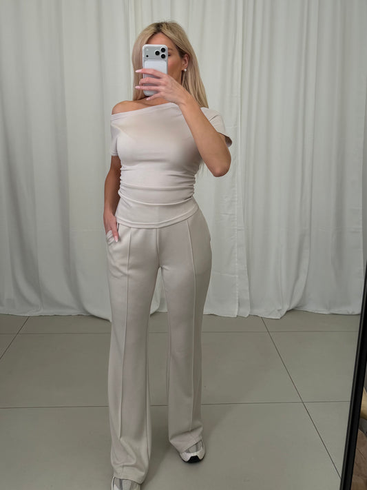 Comfy Off-Shoulder Set
